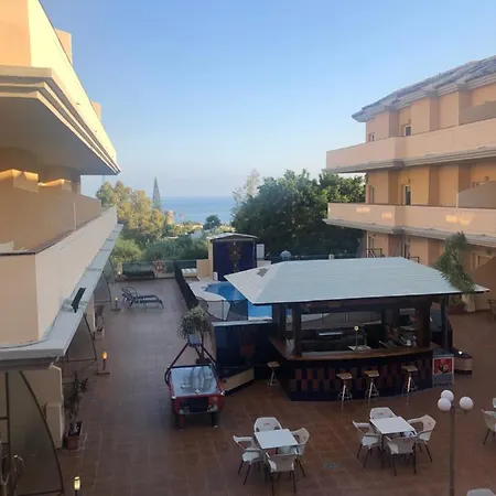 Vista De Rey Apart-hotel 3*